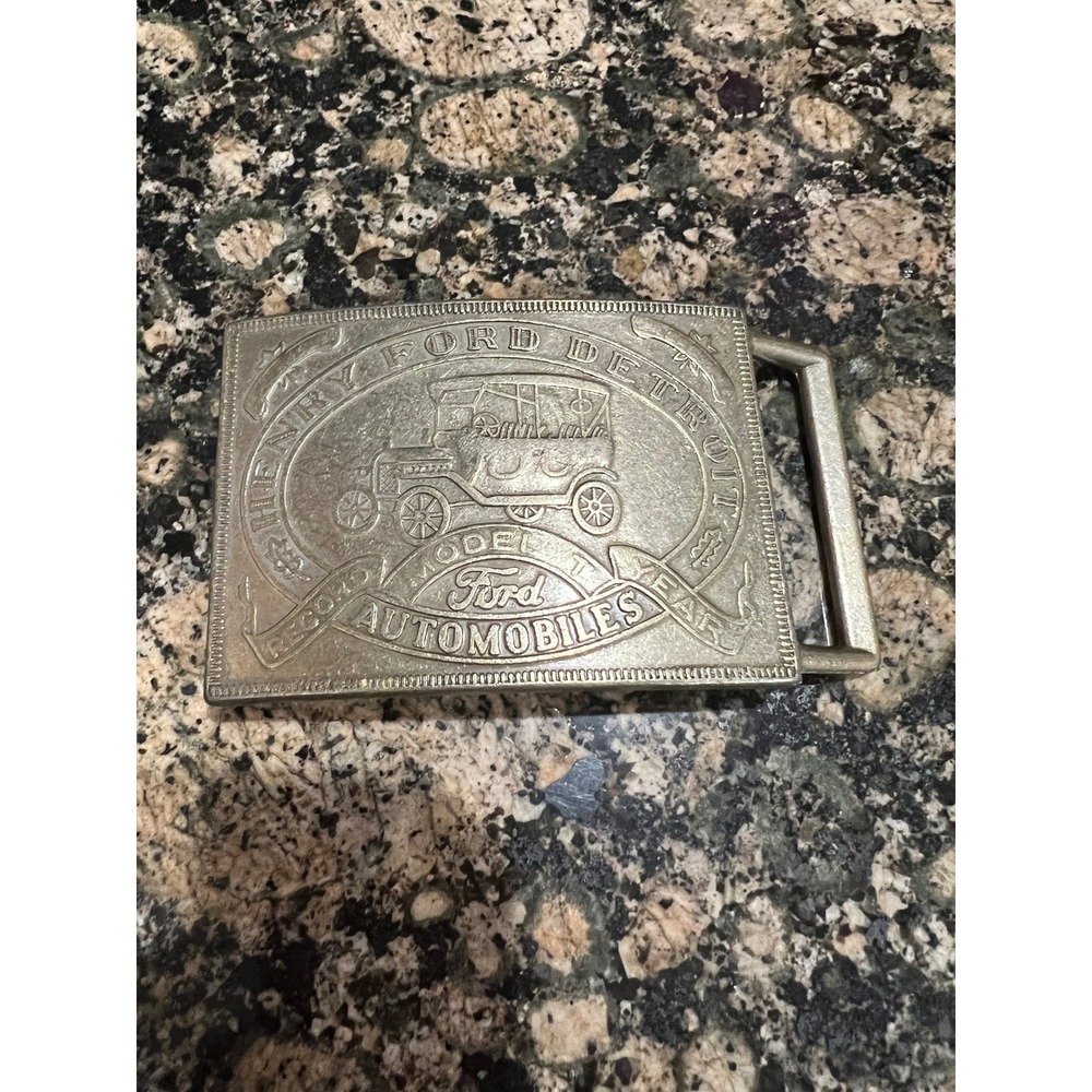 Ford Automobiles Henry Ford Detroit Model T Brass Tone Belt Buckle PC 2020340010